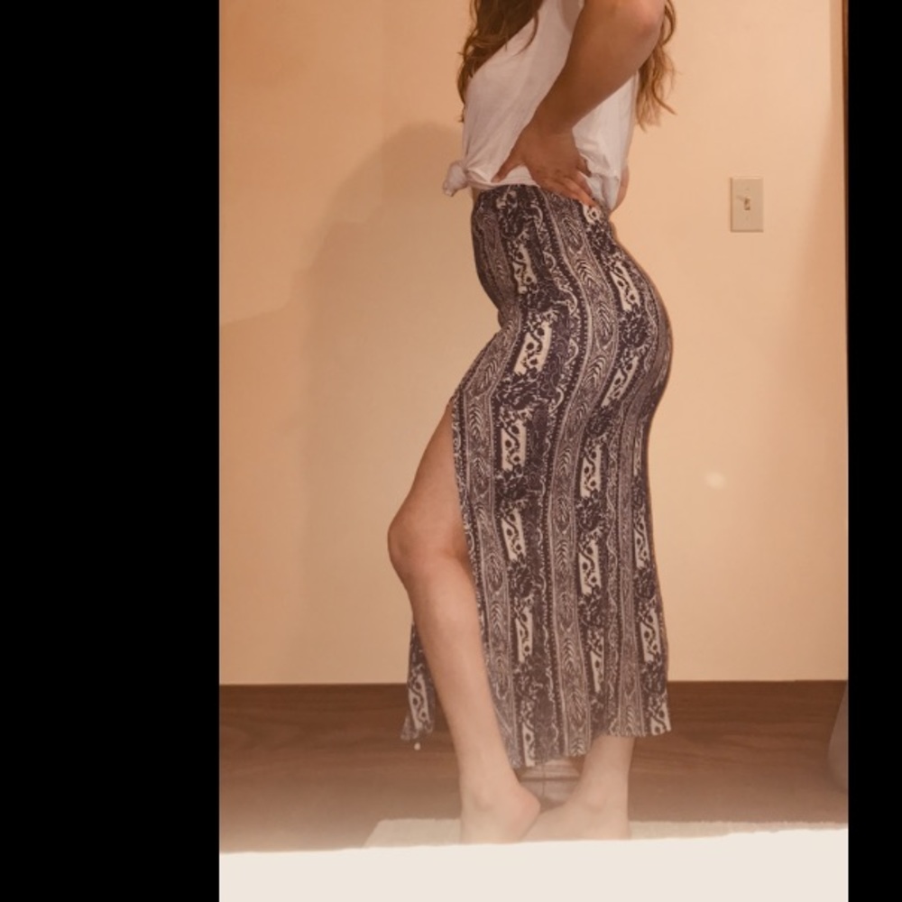 Blue high waisted maxi skirt w/ slits